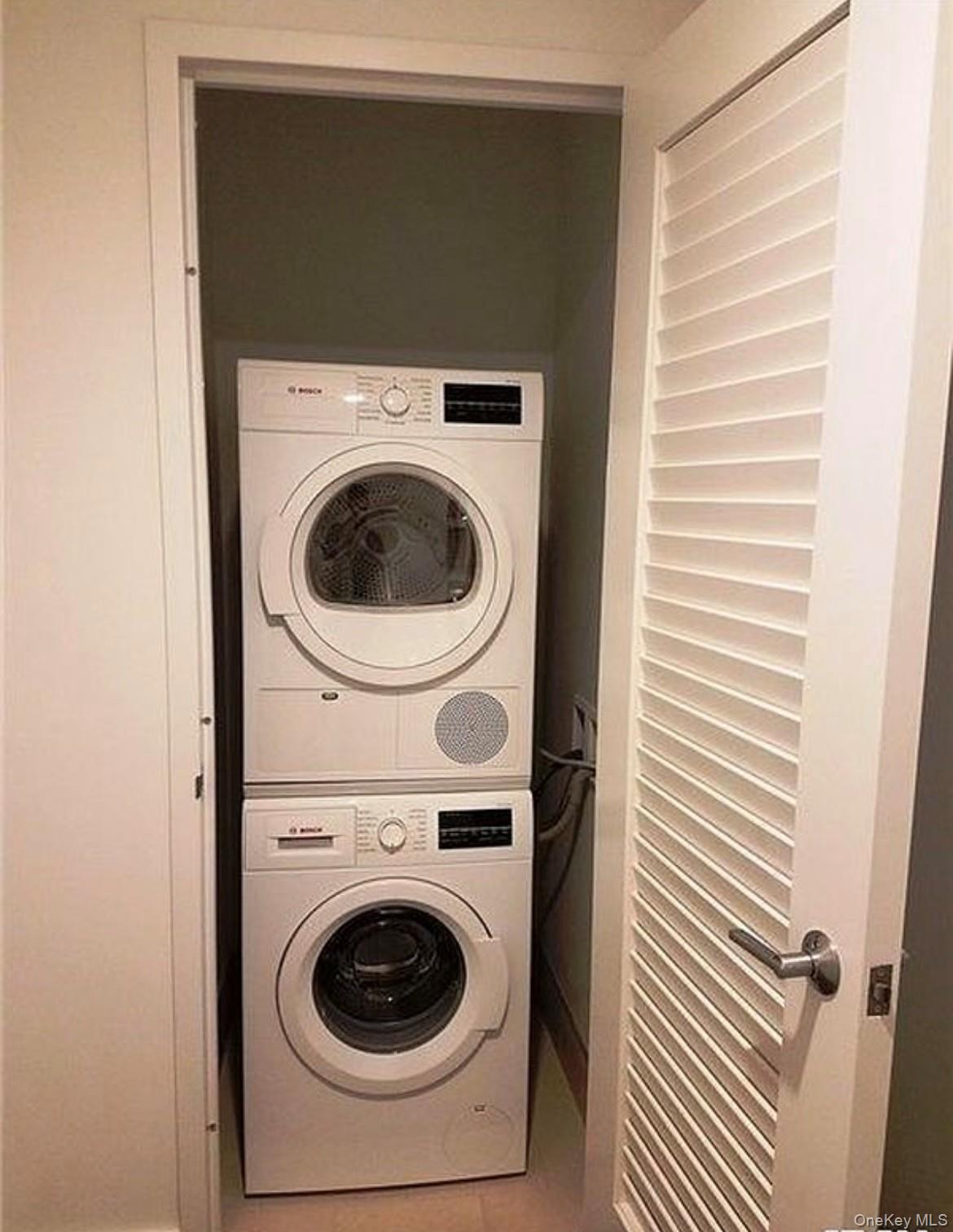 131-05 40th Road Unit: 10T