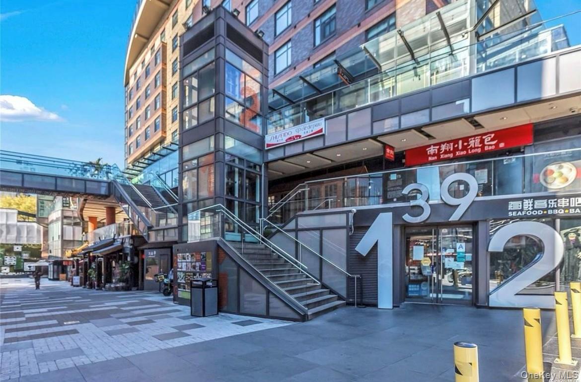 39-16 Prince Street Unit: 7E