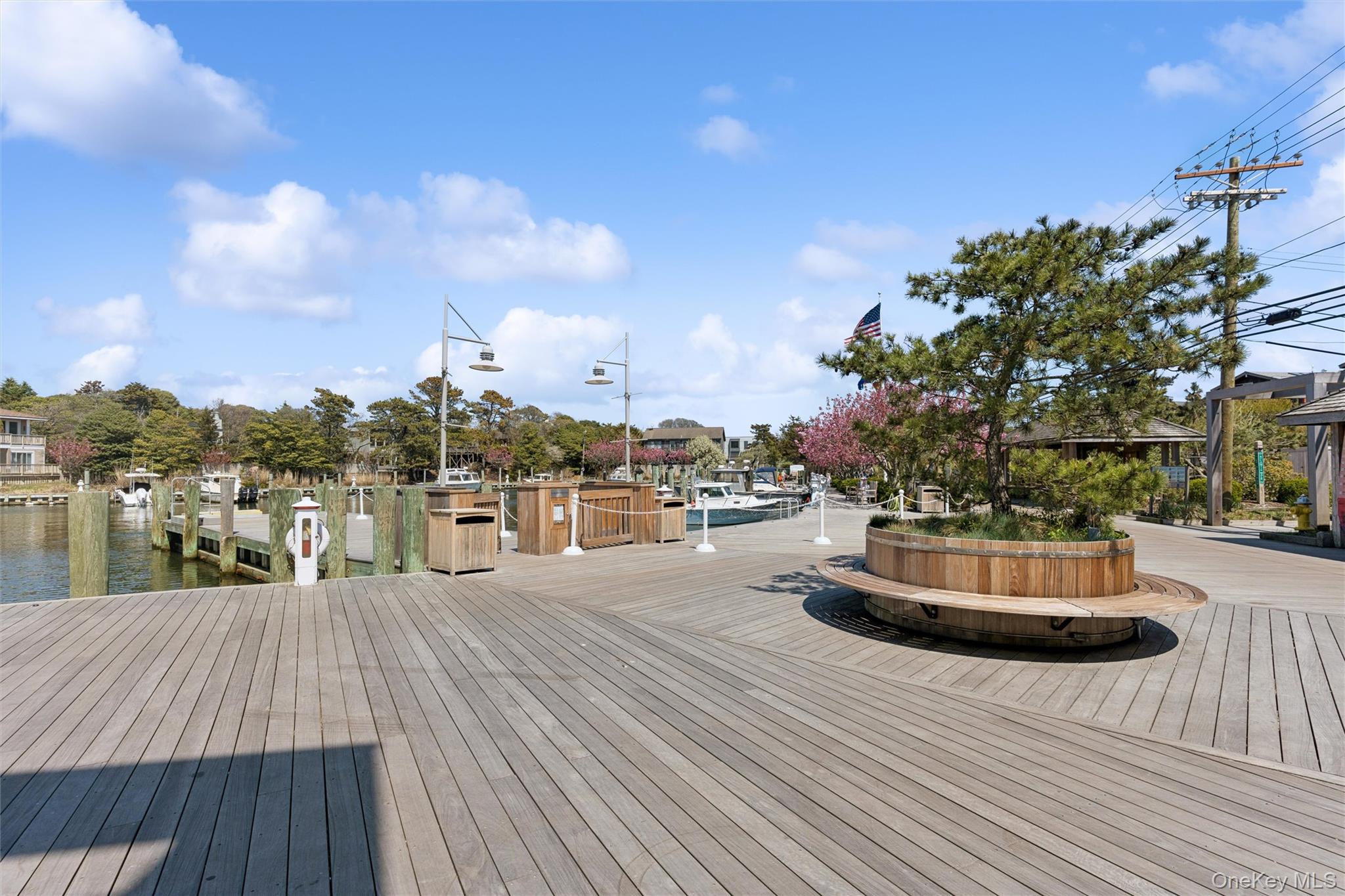 287 Bay Walk