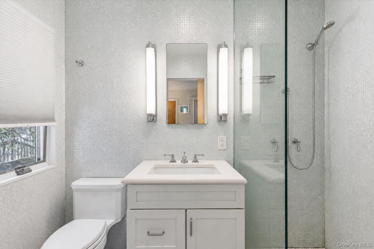287 Bay Walk