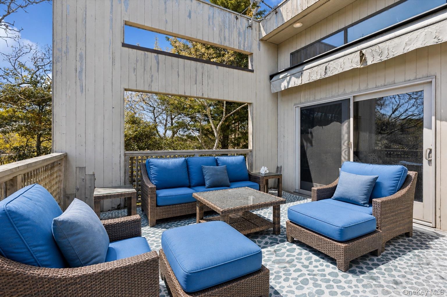 287 Bay Walk