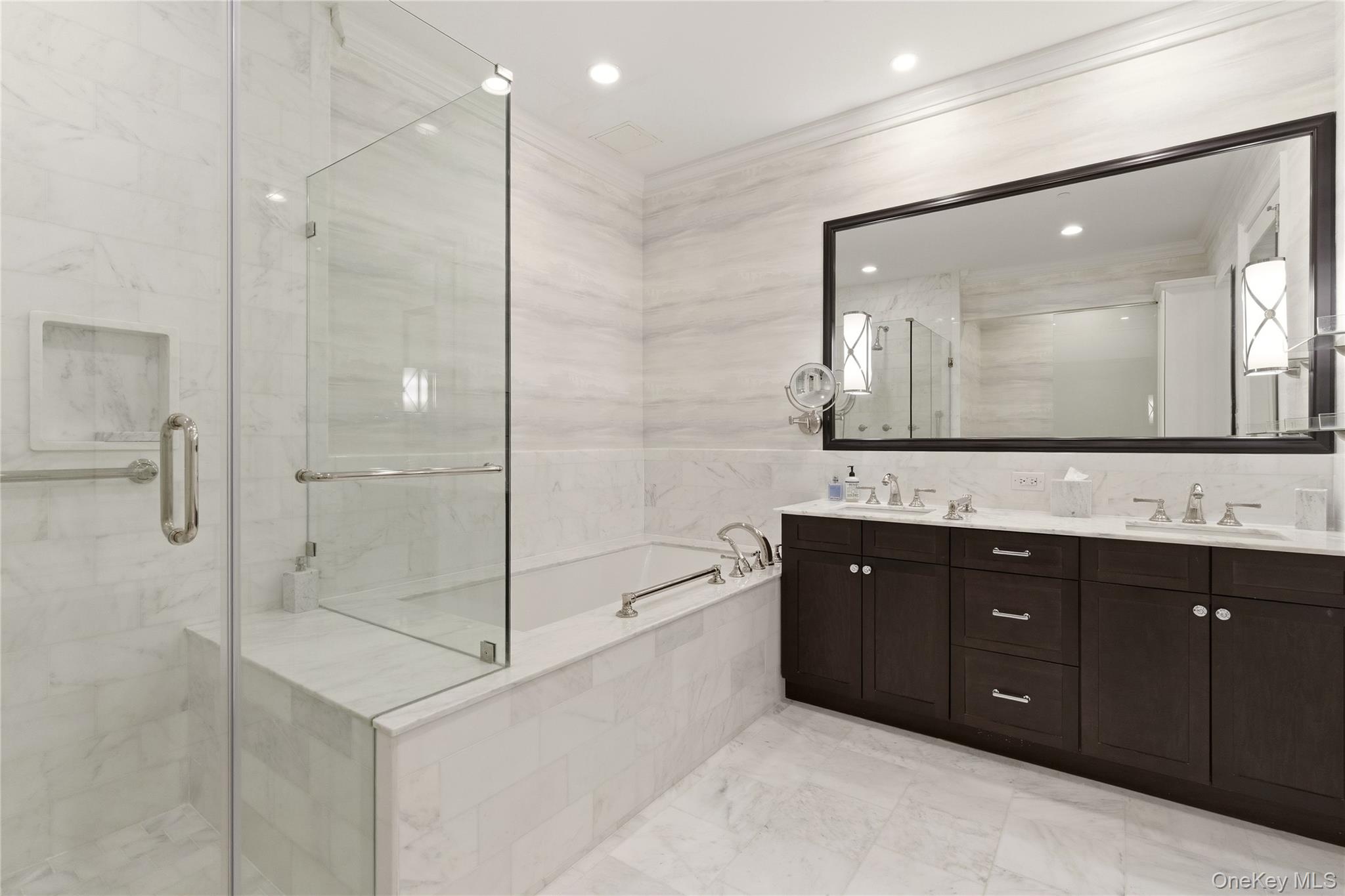 3000 Royal Court Unit: 3102