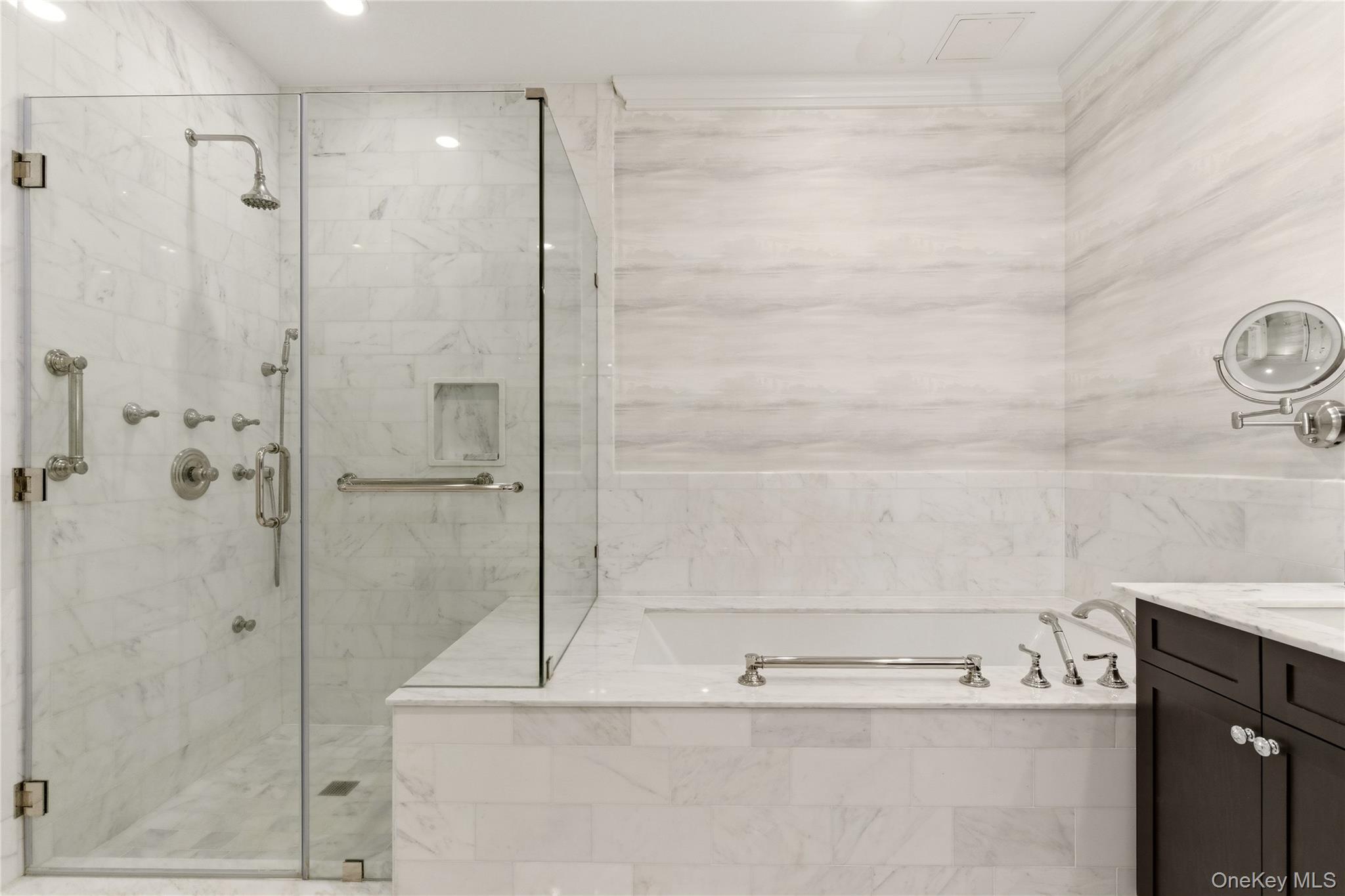 3000 Royal Court Unit: 3102