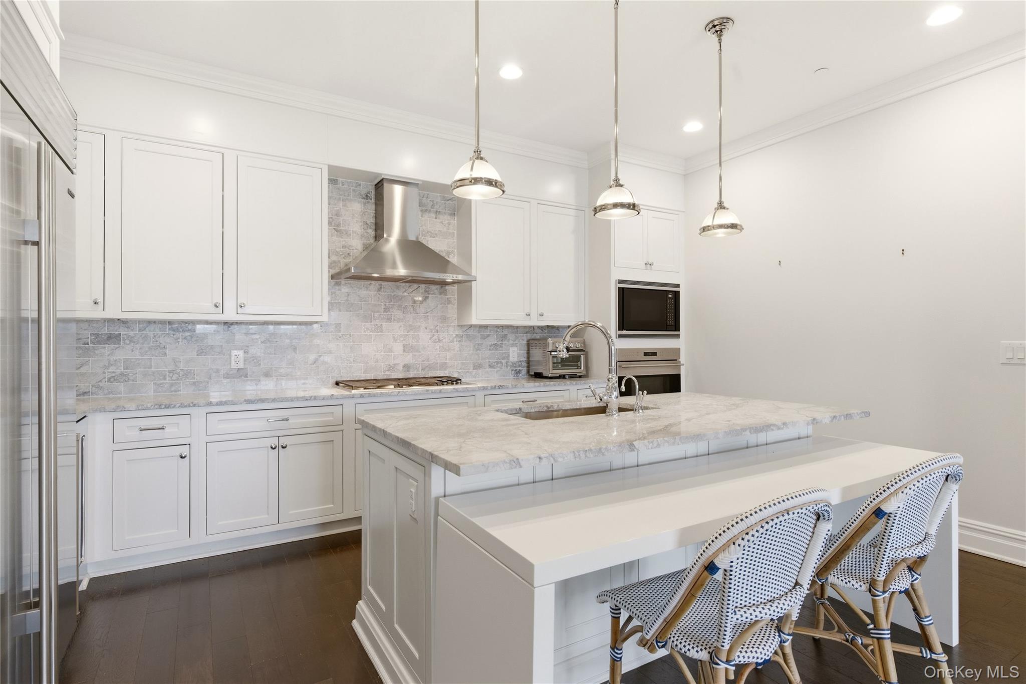 3000 Royal Court Unit: 3102