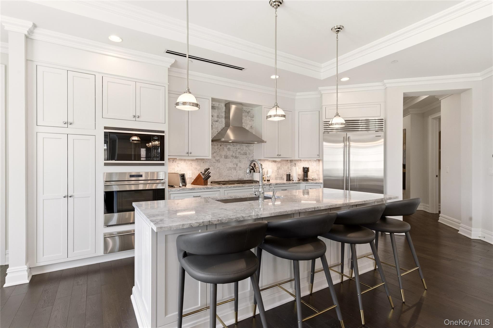 5000 Royal Court Unit: 5014