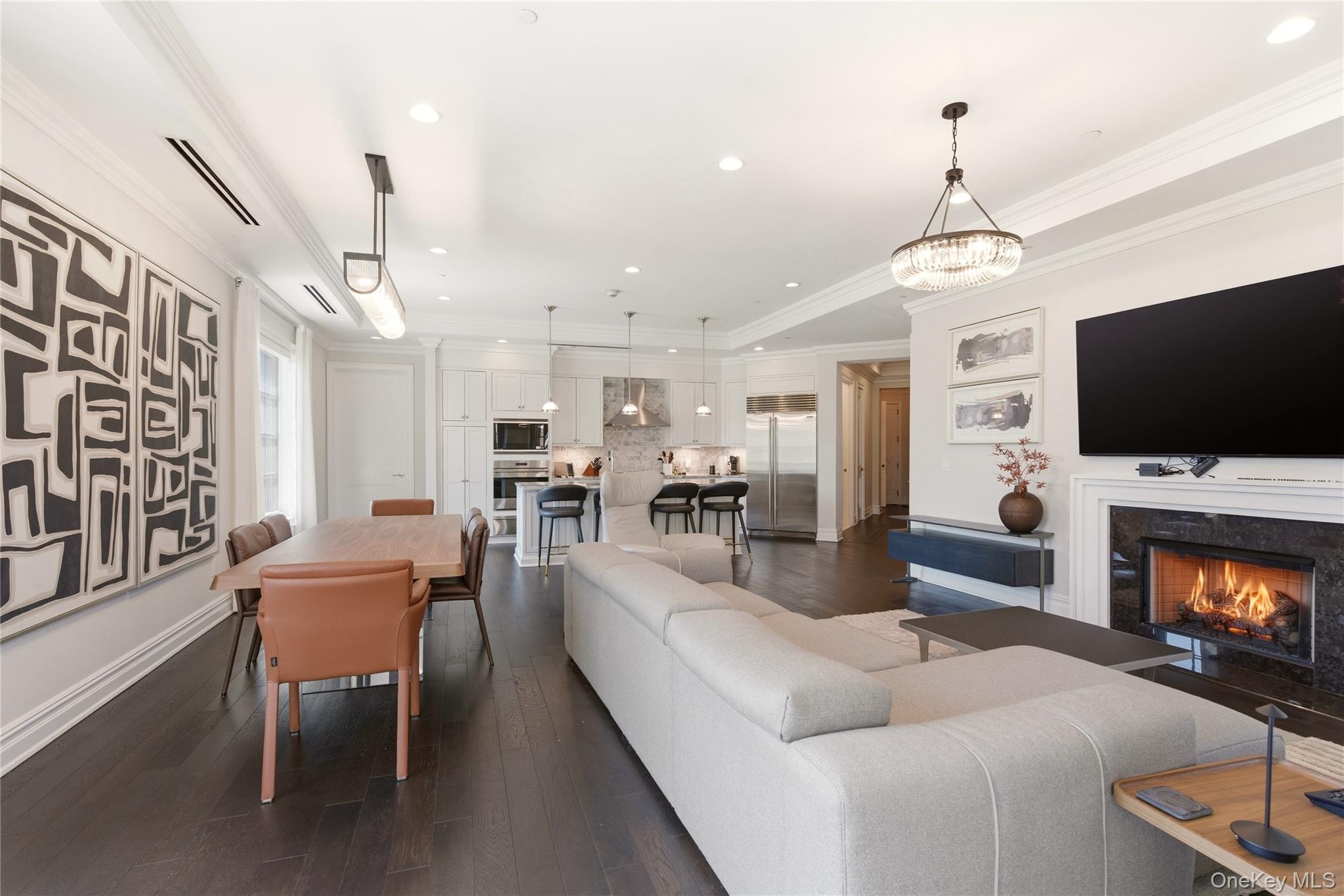 5000 Royal Court Unit: 5014