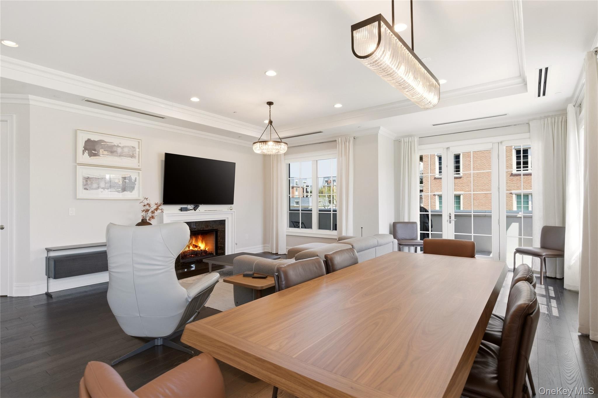 5000 Royal Court Unit: 5014