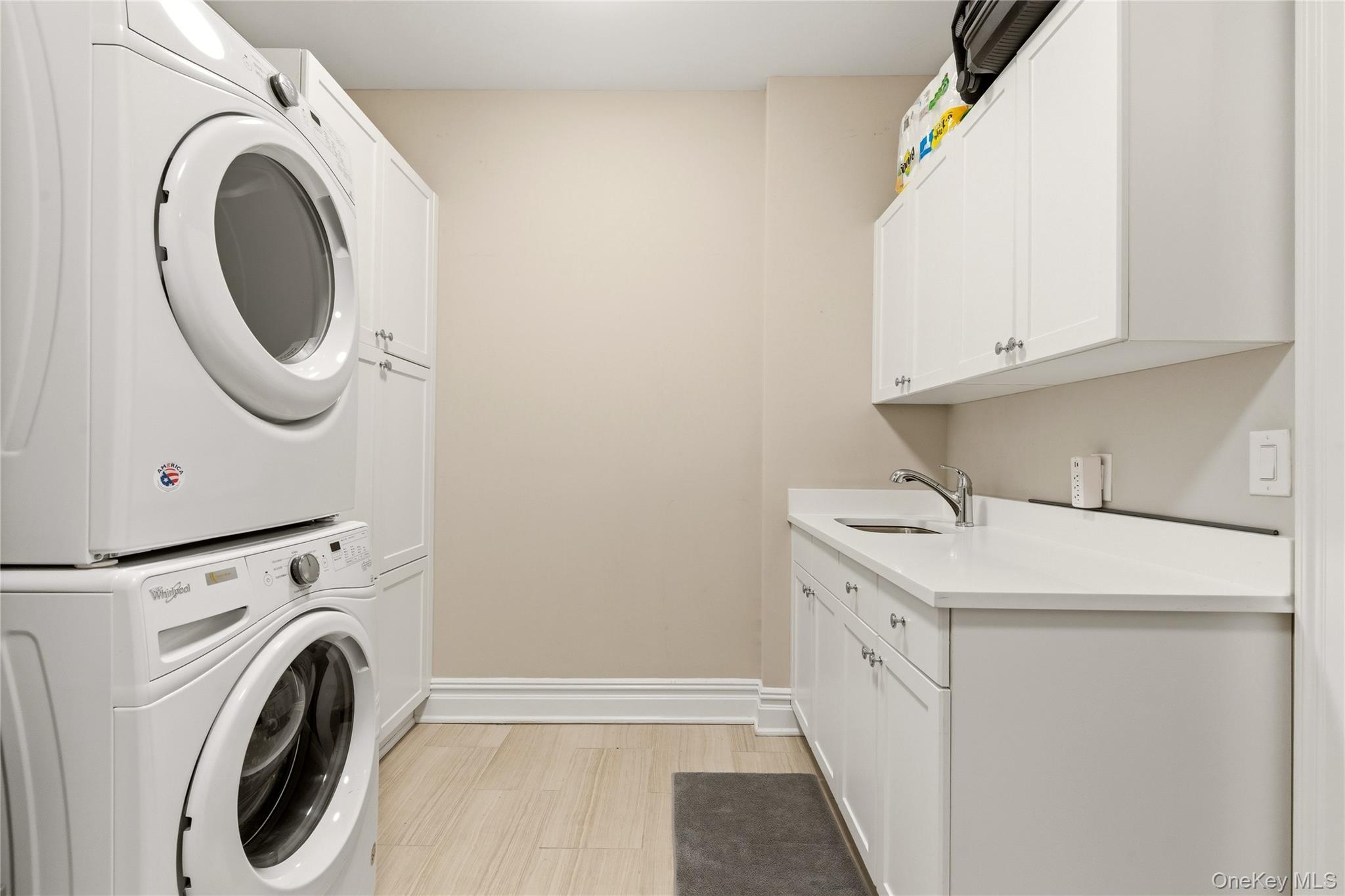 5000 Royal Court Unit: 5014
