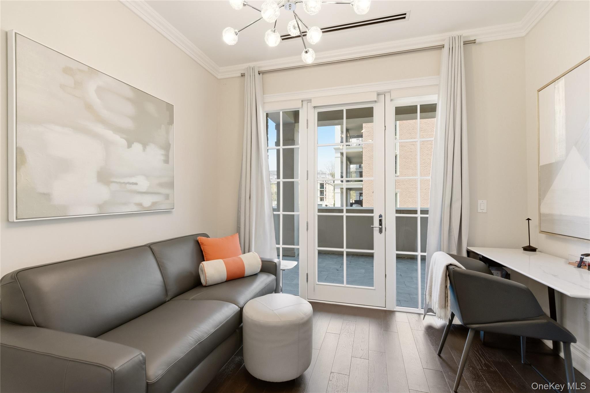 5000 Royal Court Unit: 5014