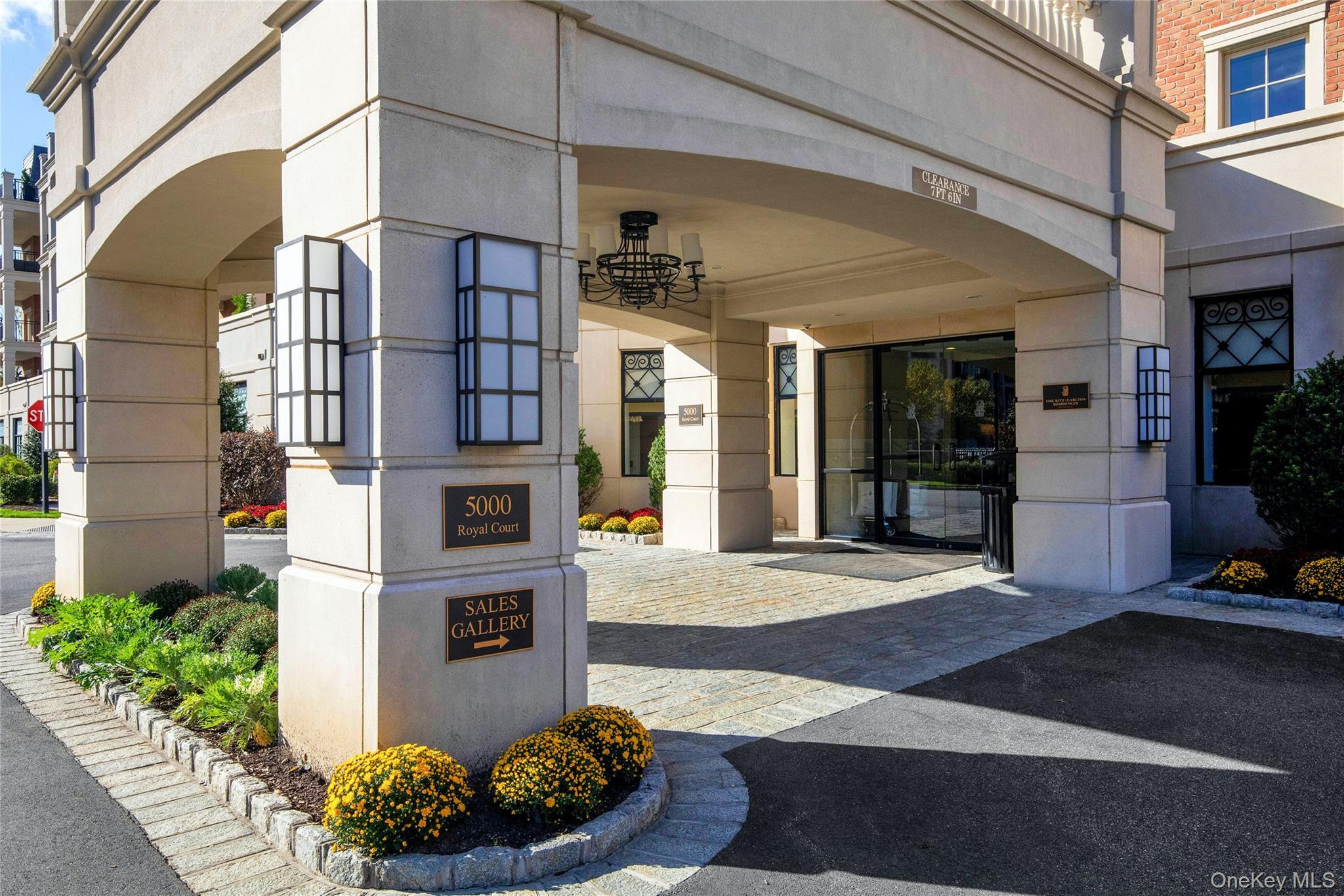 5000 Royal Court Unit: 5014