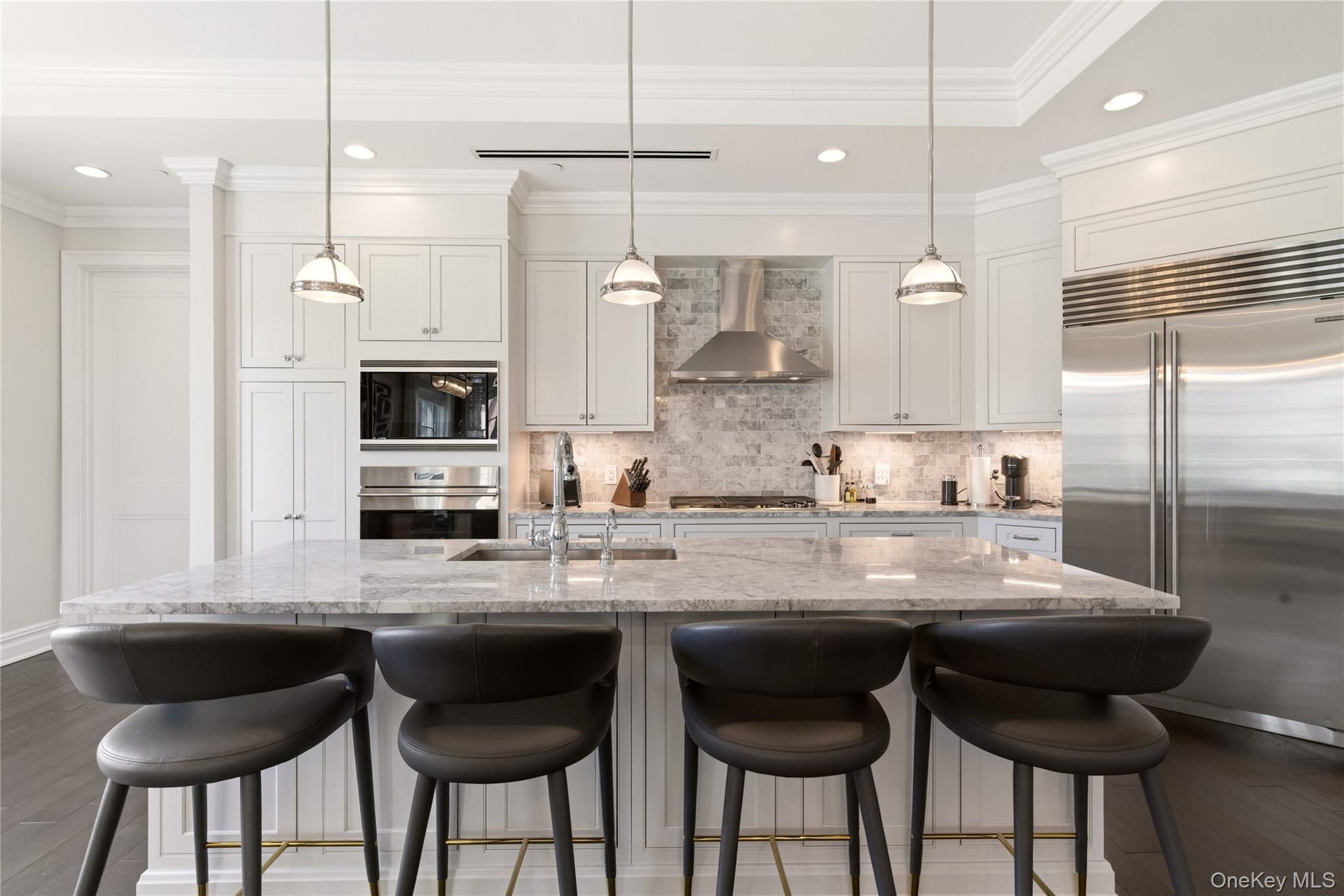 5000 Royal Court Unit: 5014