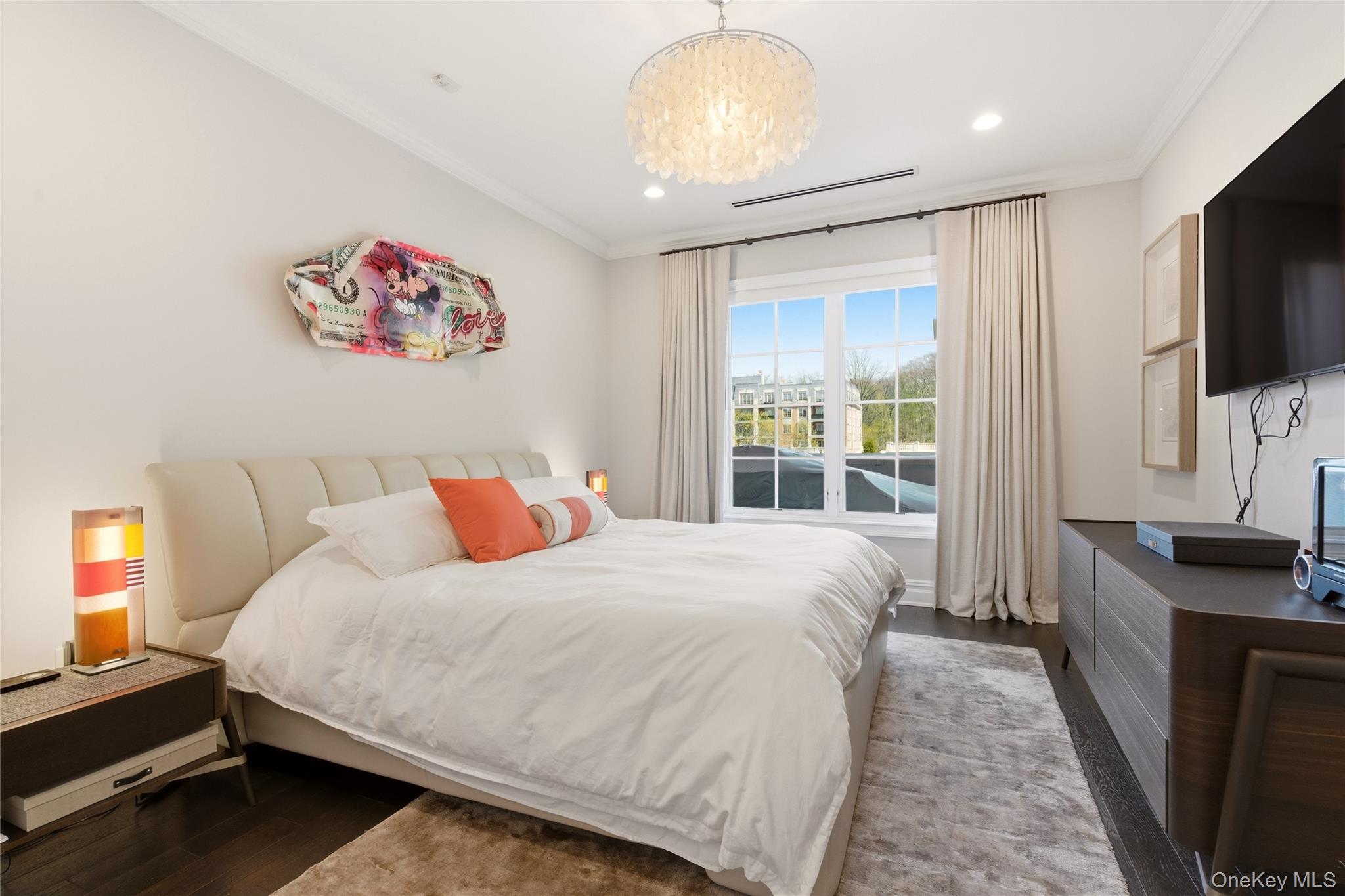 5000 Royal Court Unit: 5014