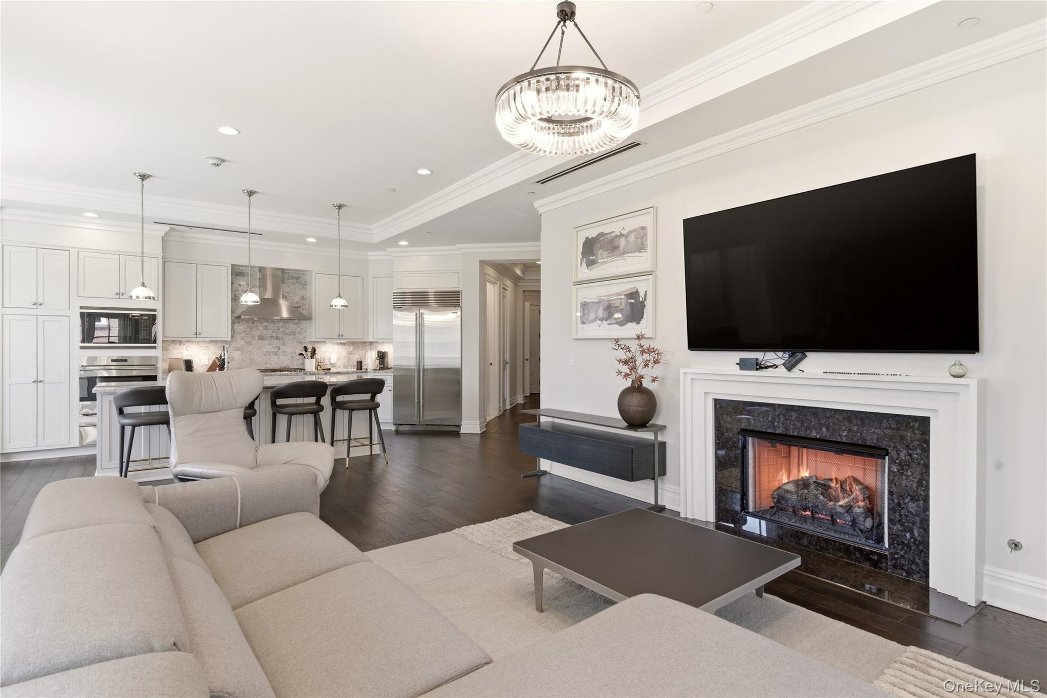 5000 Royal Court Unit: 5014