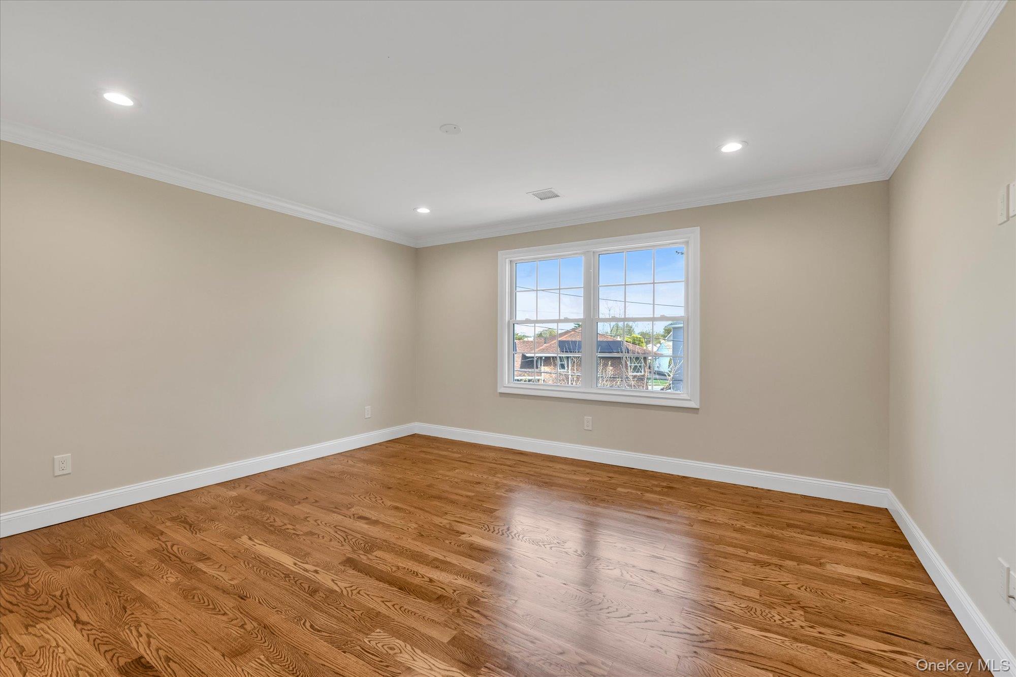 11 Evelyn Court