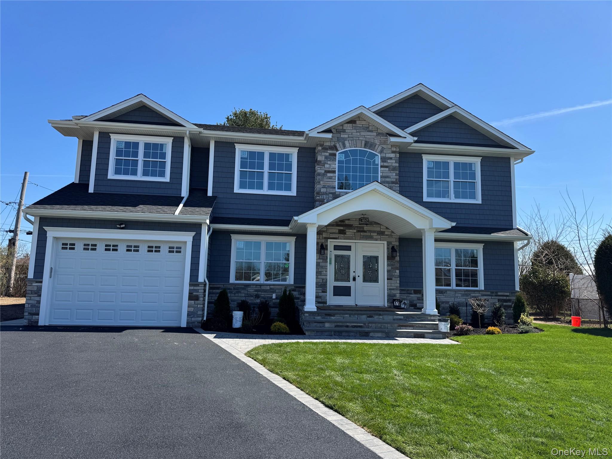 11 Evelyn Court