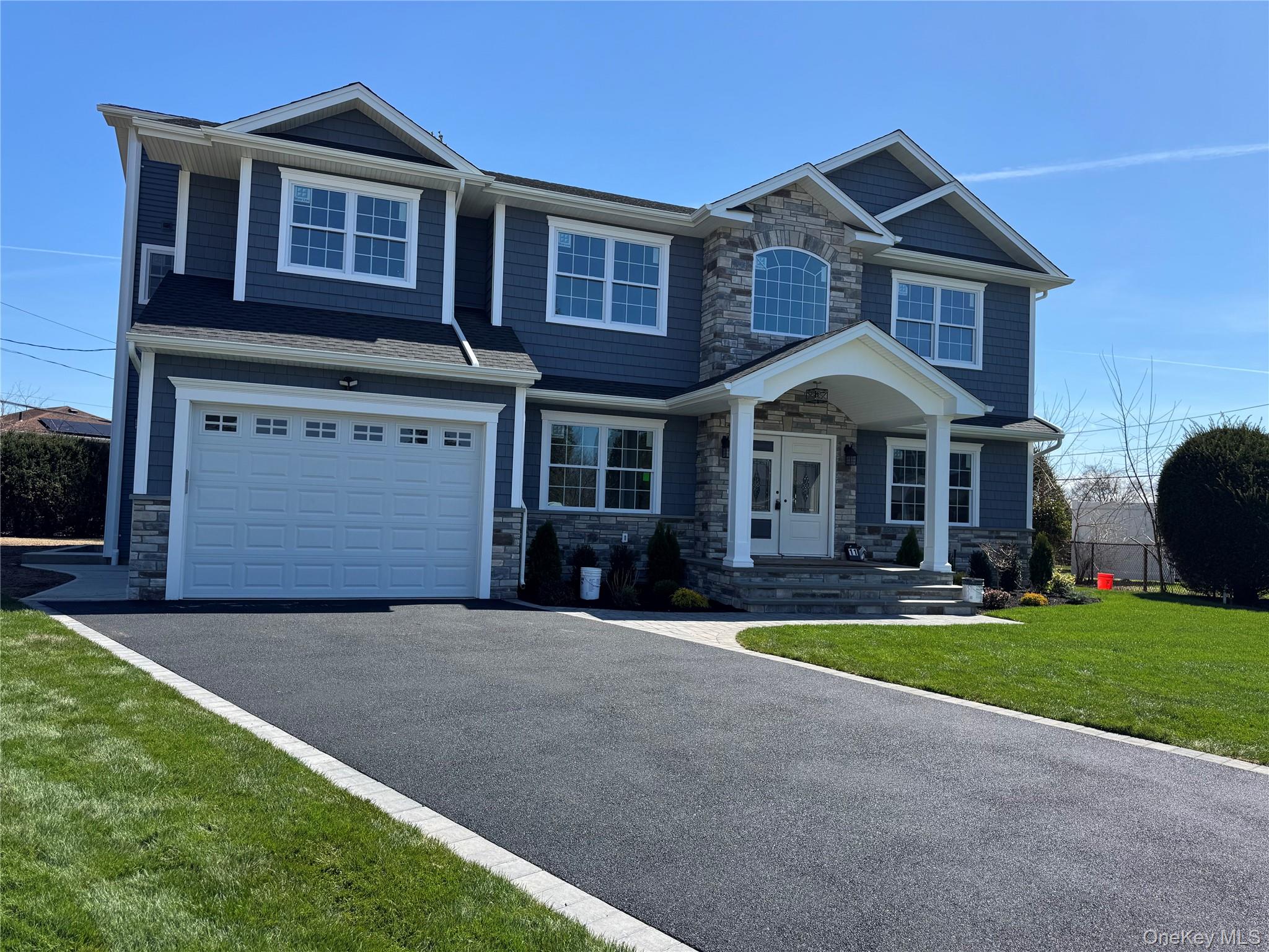 11 Evelyn Court