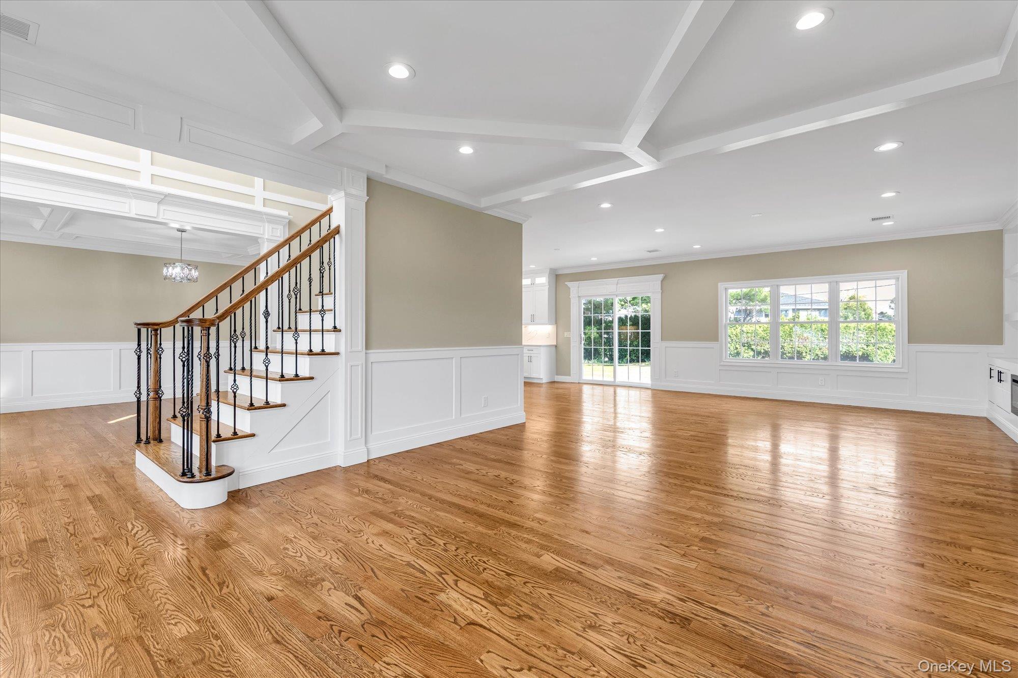 11 Evelyn Court