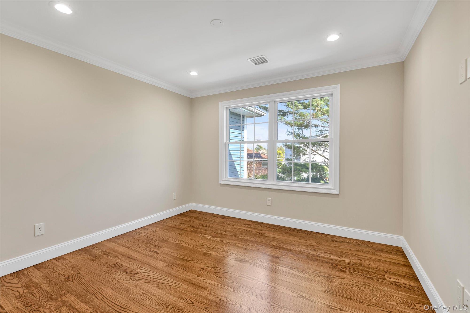 11 Evelyn Court