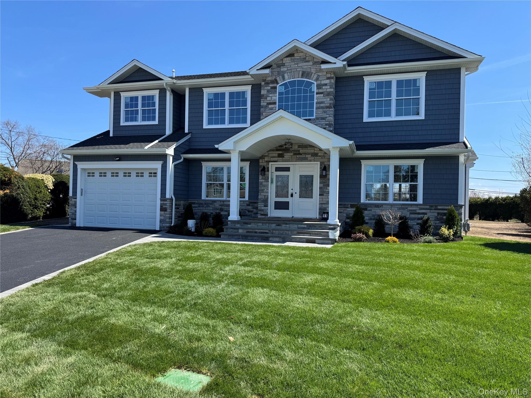 11 Evelyn Court