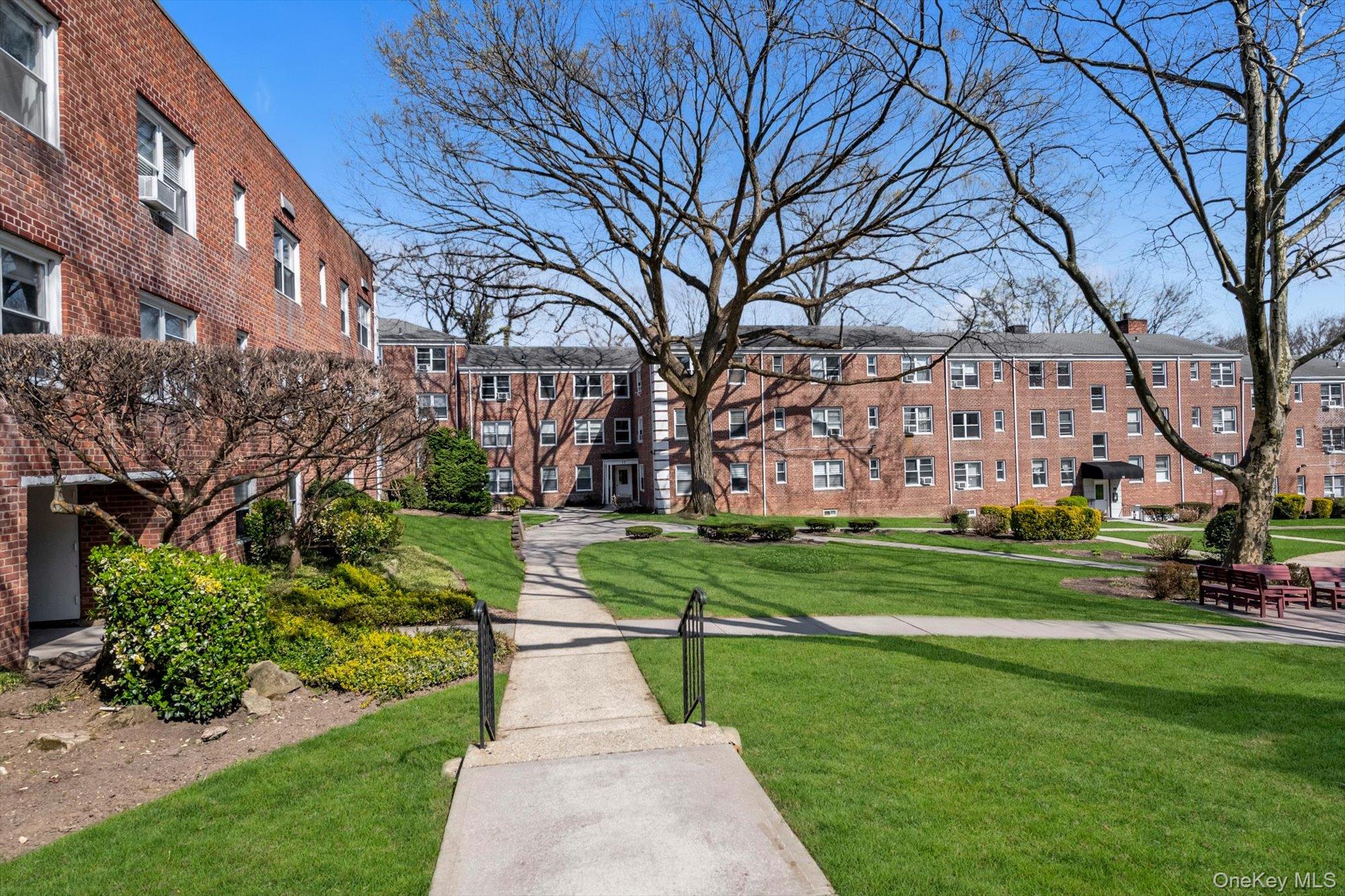 17 Edwards Street Unit: 3A