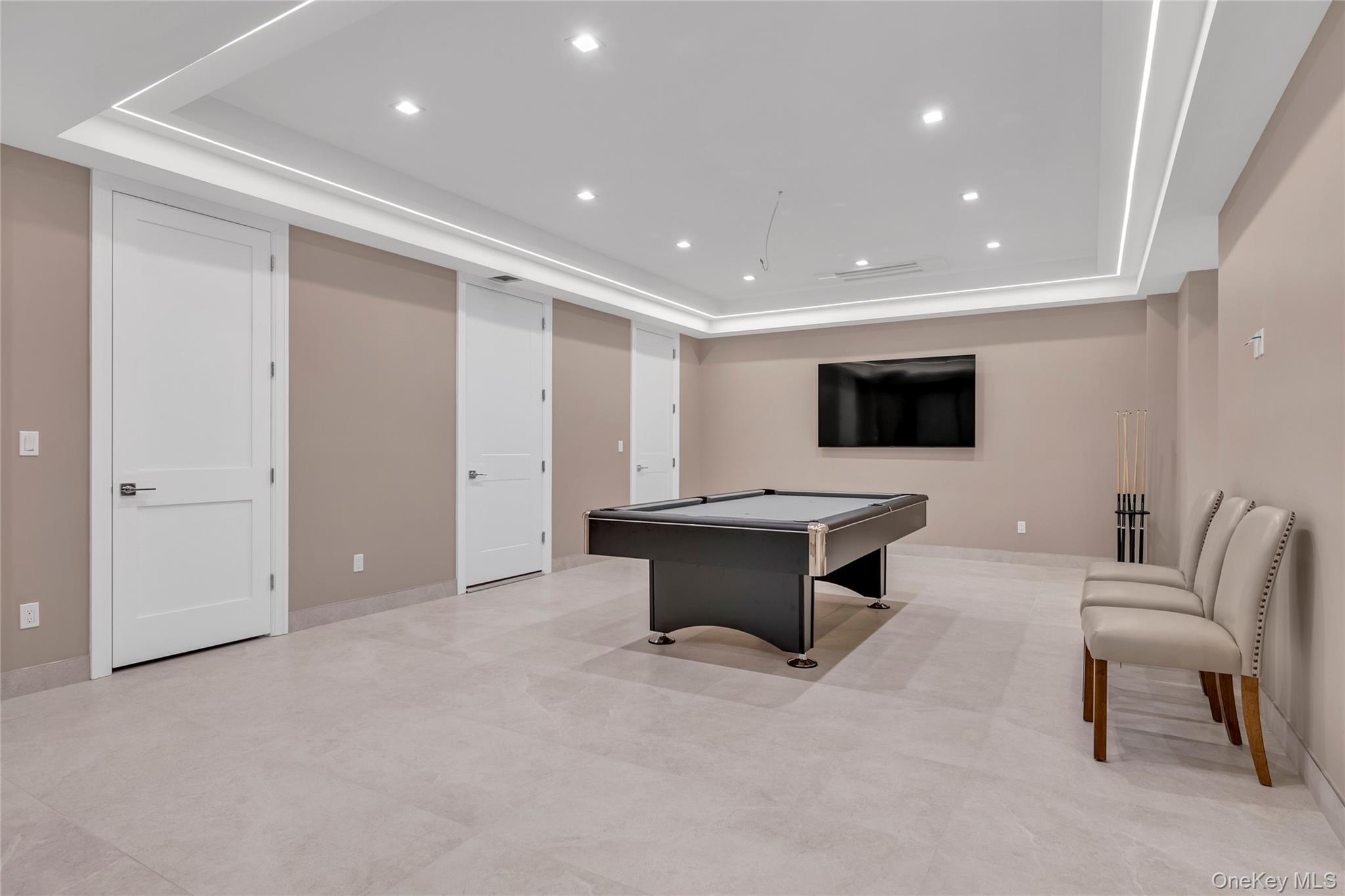 38 Cow Neck Road