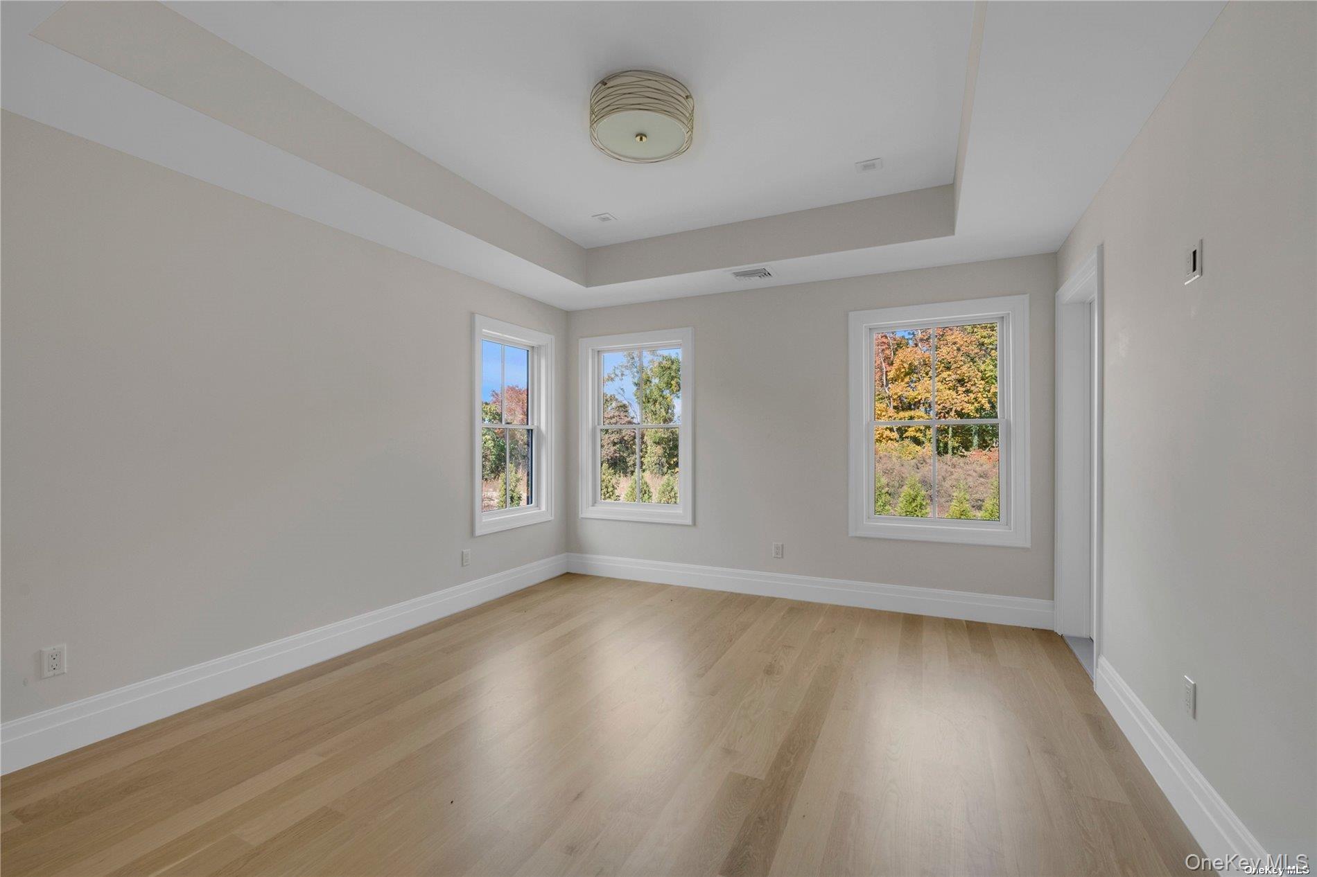 38 Cow Neck Road