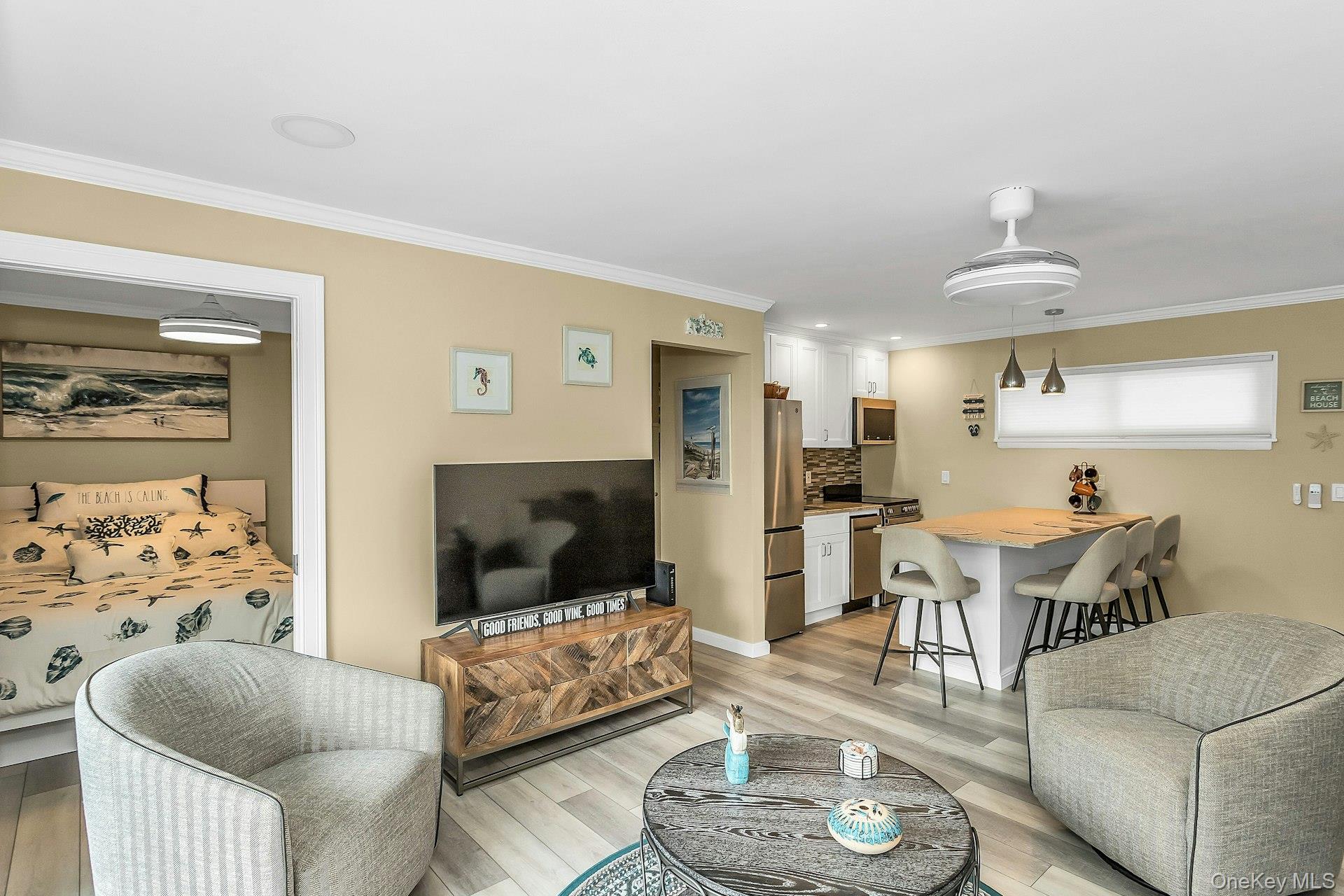 281 Dune Road Unit: 18a