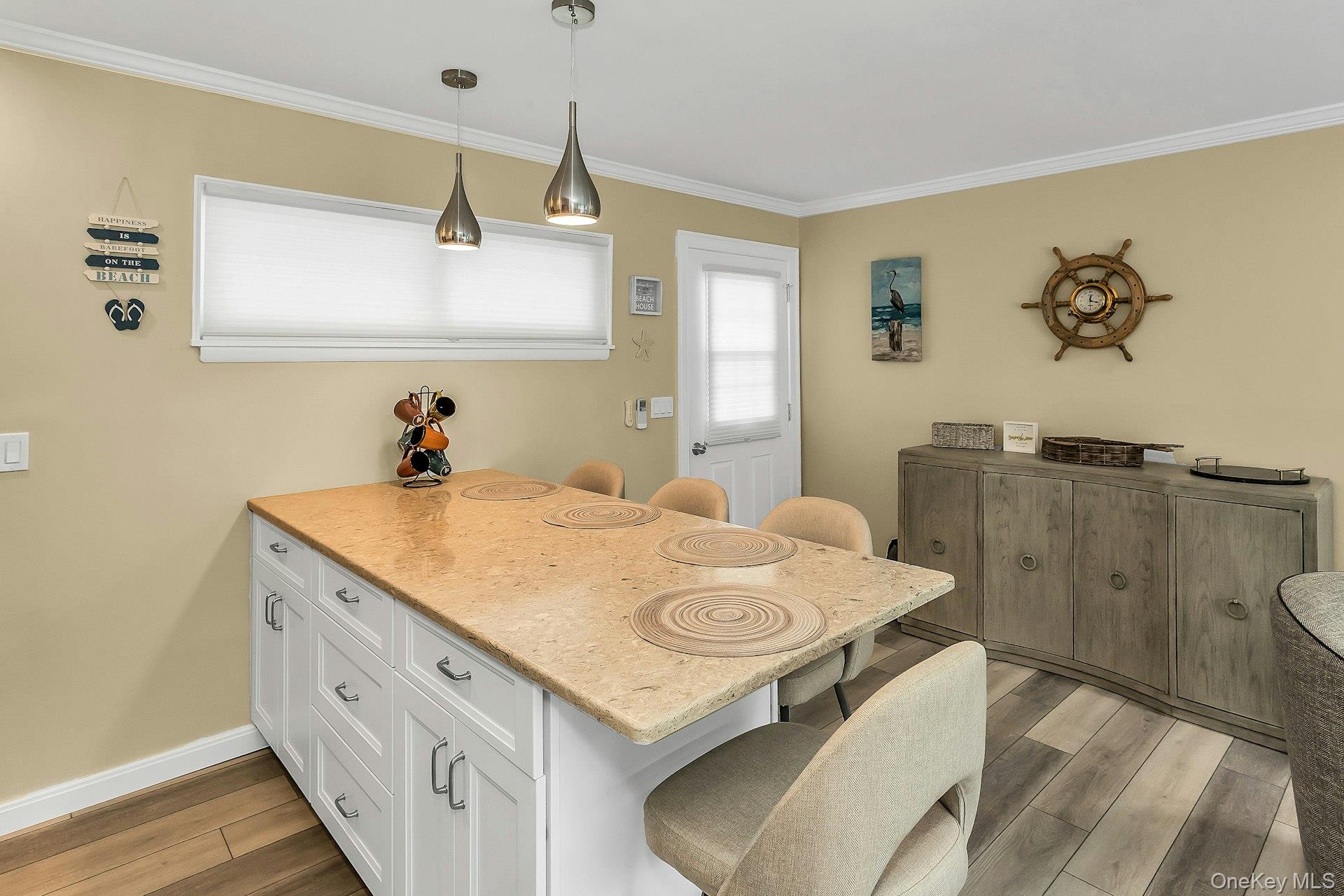 281 Dune Road Unit: 18a