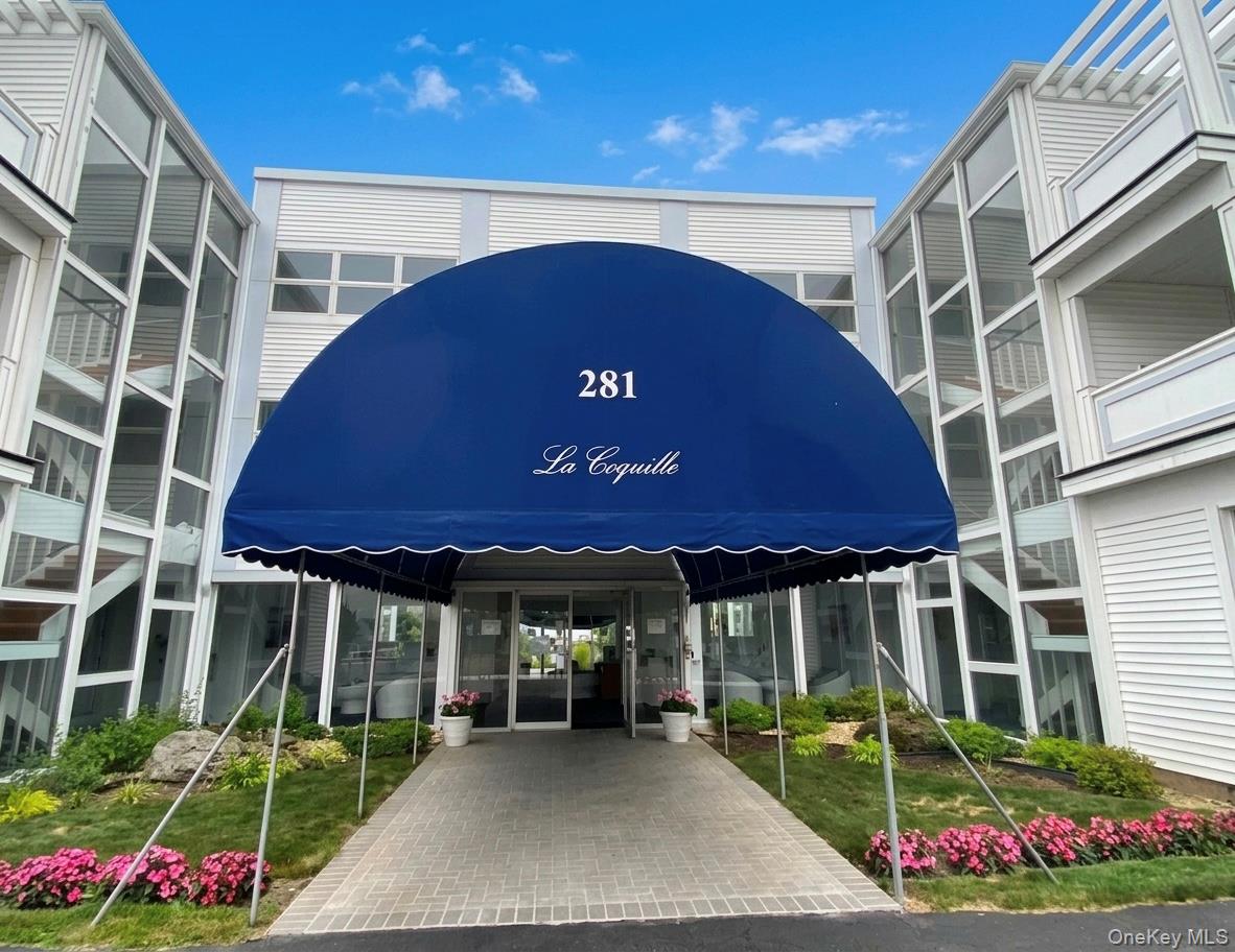 281 Dune Road Unit: 18a