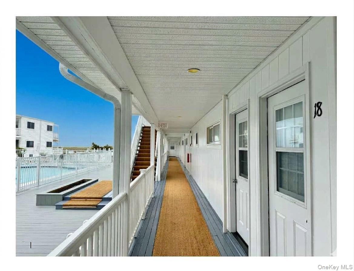 281 Dune Road Unit: 18a