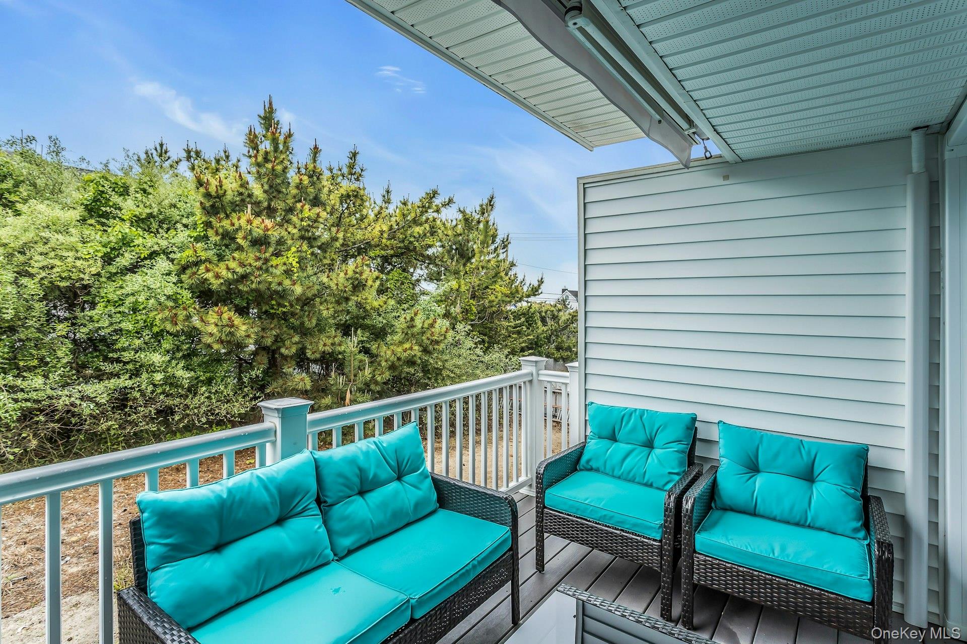 281 Dune Road Unit: 18a