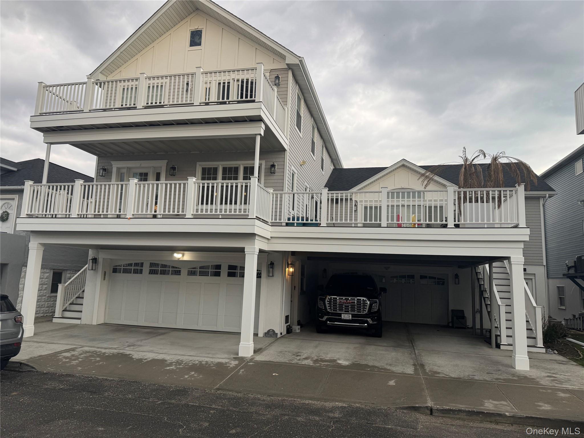 102 Florida Street