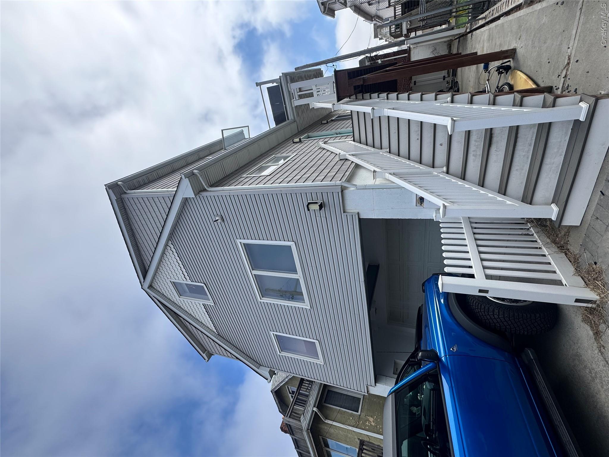 16 Florida Street