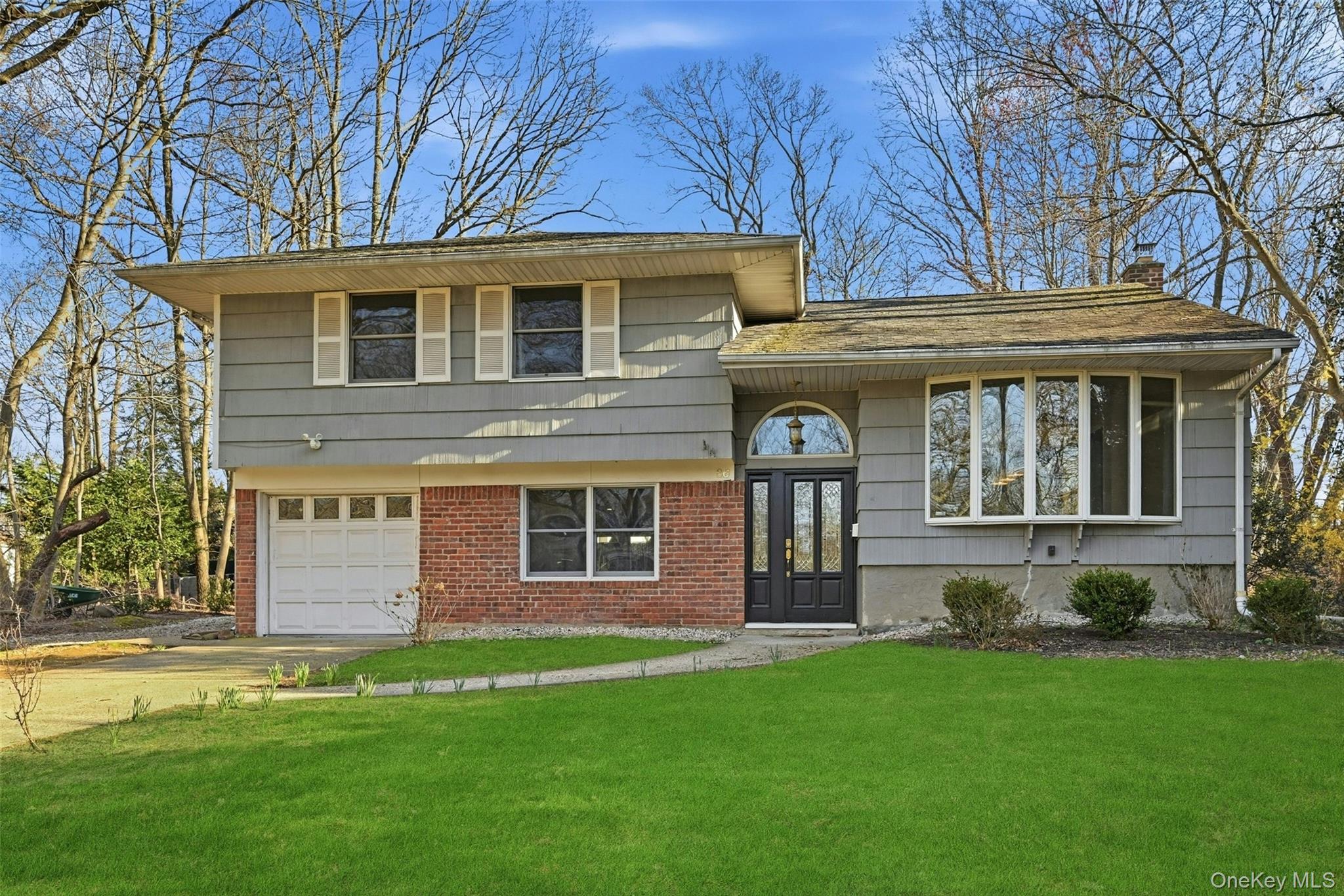 86 Soundview Drive