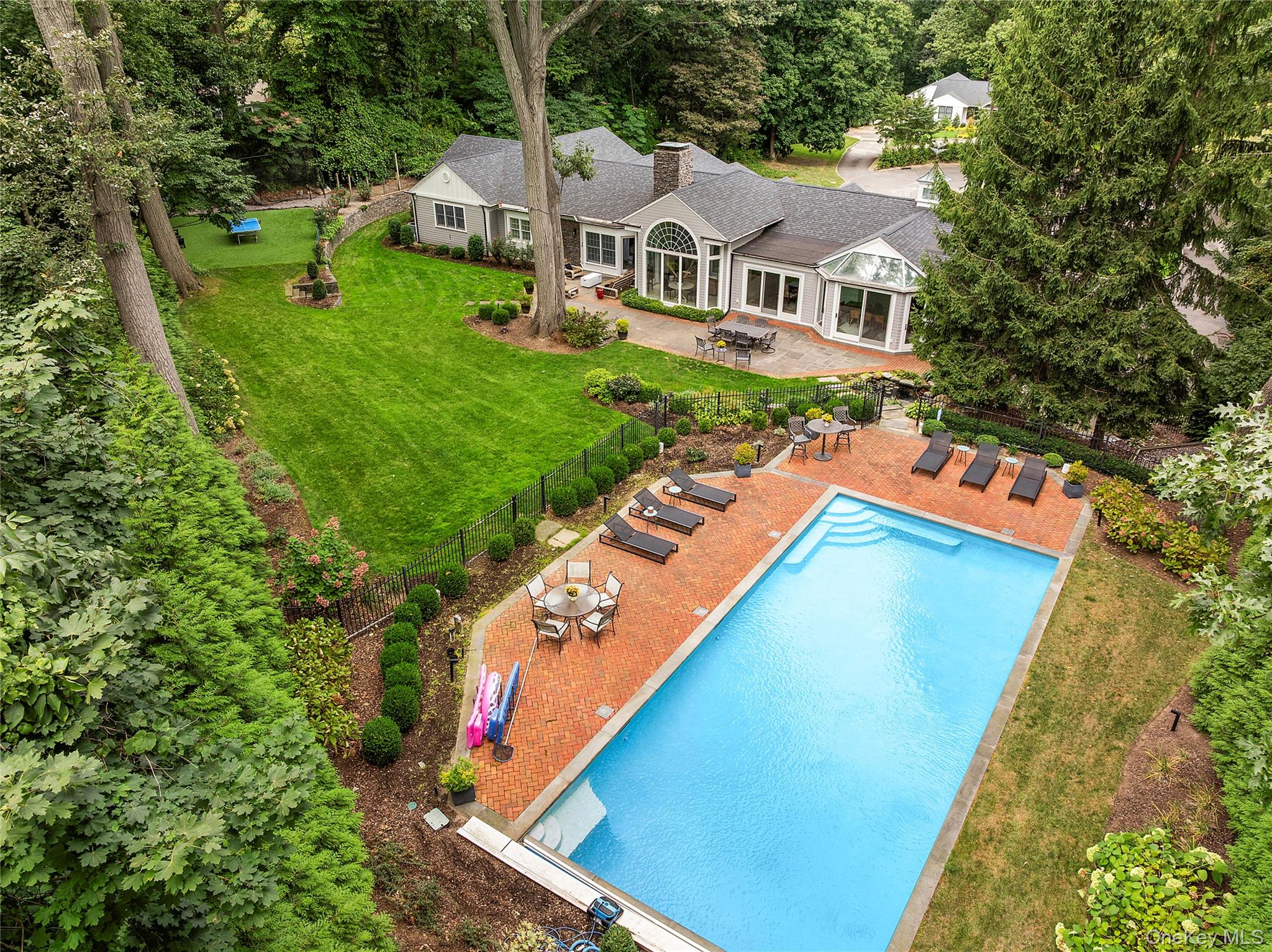40 Dogwood Lane