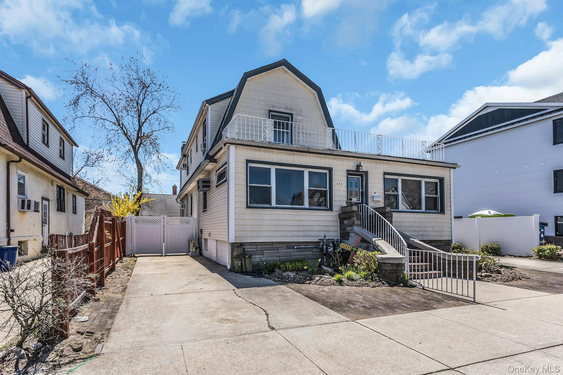 414 E Olive Street