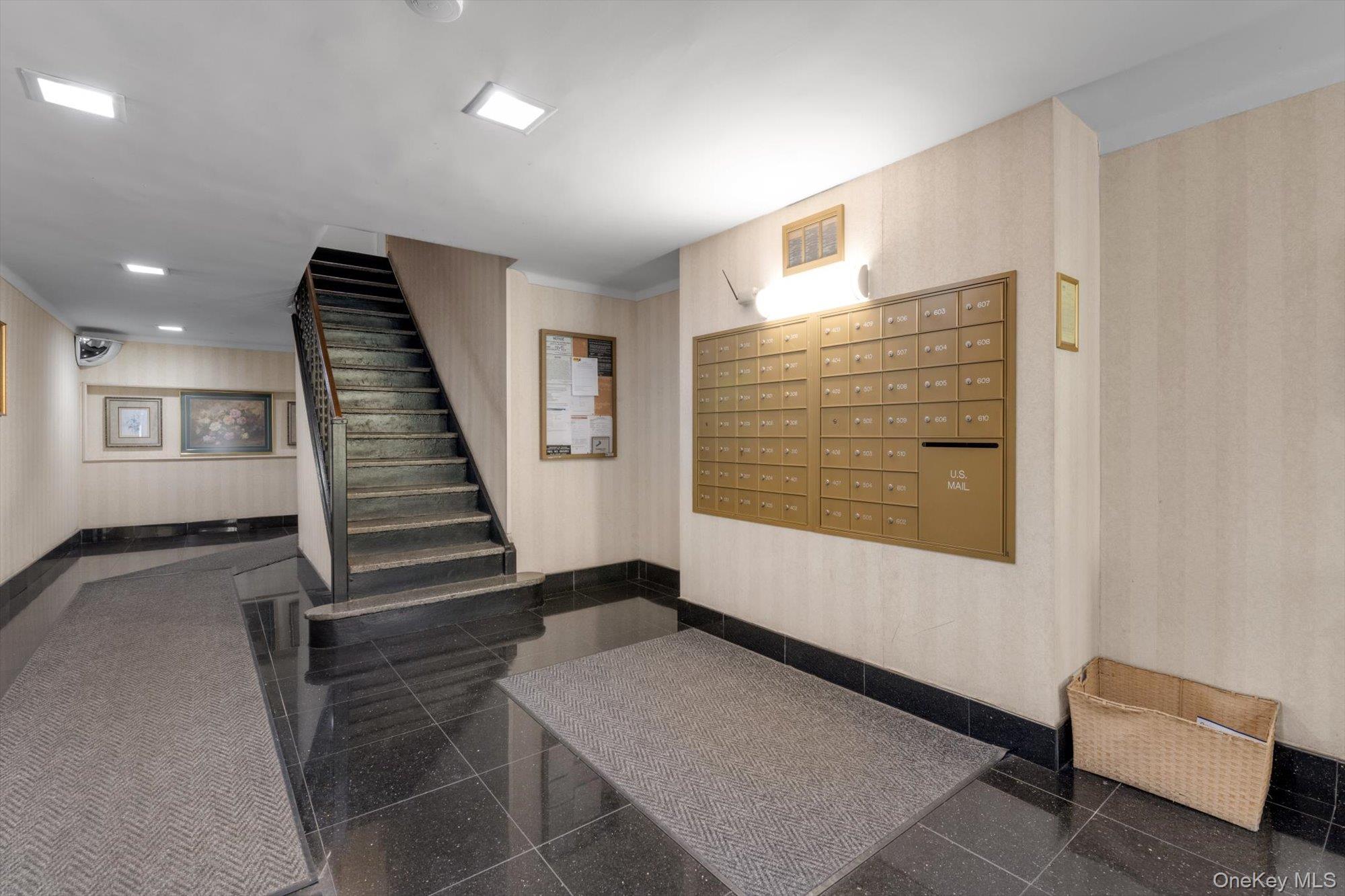 143-50 Hoover Avenue Unit: 304