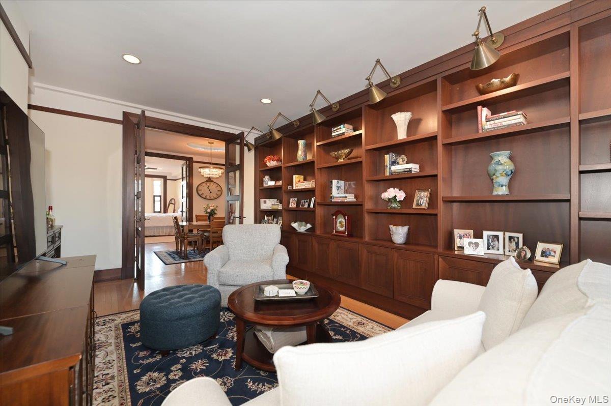 8 BARSTOW Road Unit: 7-C