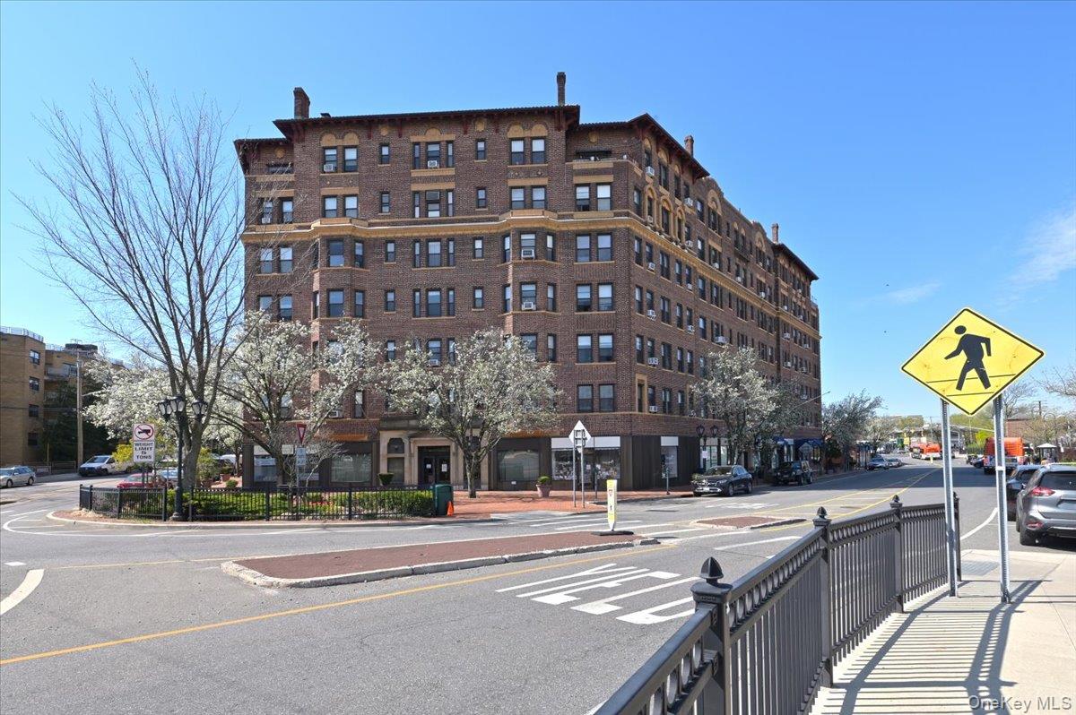 8 BARSTOW Road Unit: 7-C