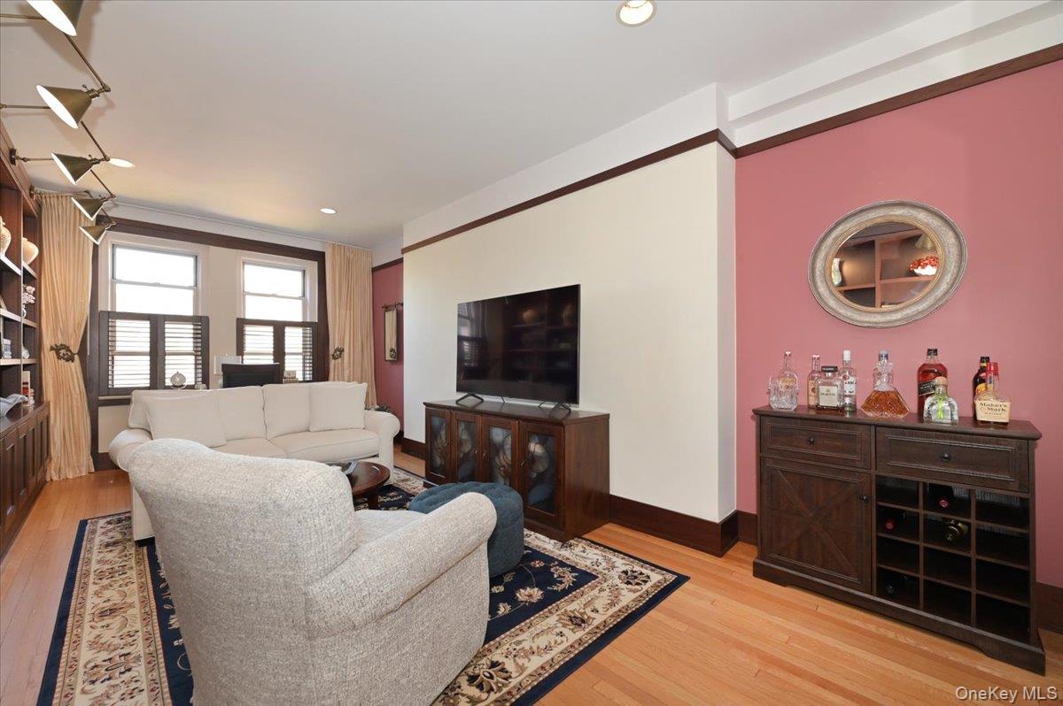 8 BARSTOW Road Unit: 7-C