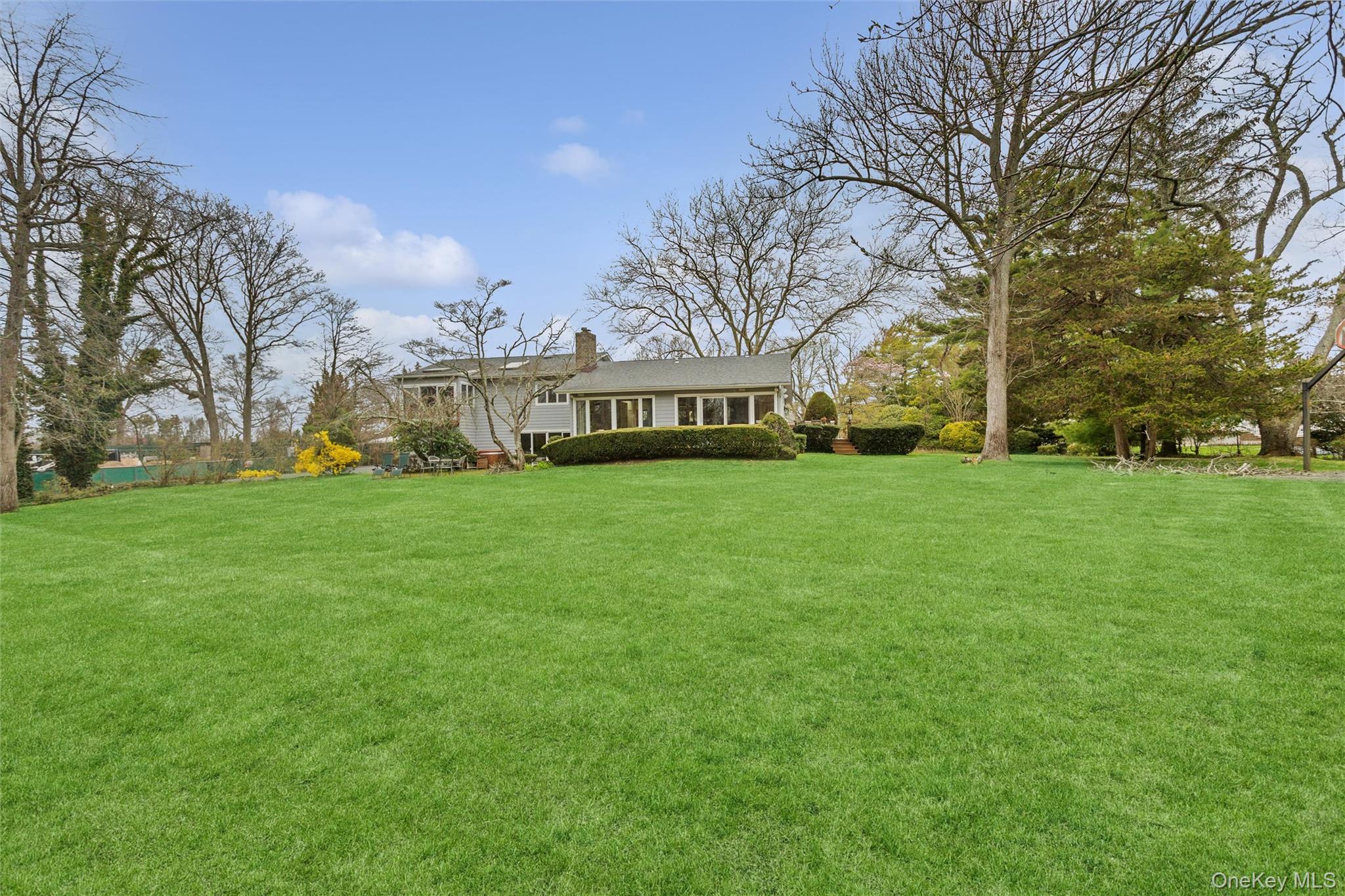 230 Richards Lane