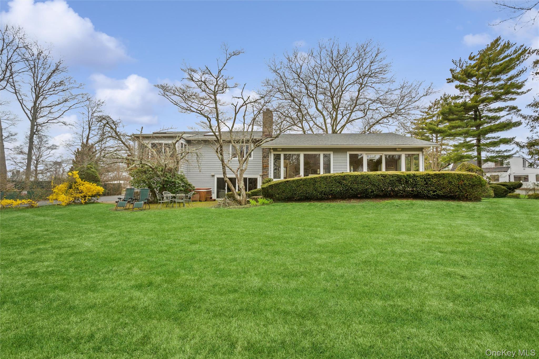 230 Richards Lane
