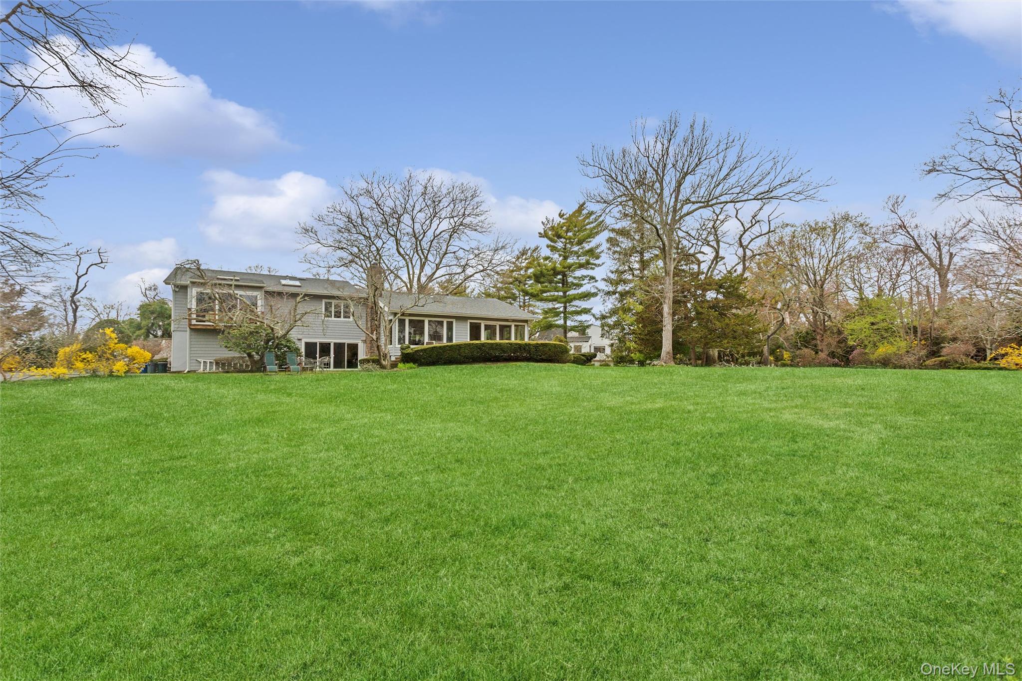 230 Richards Lane