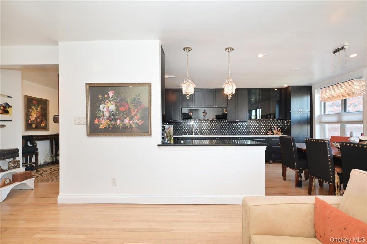 25 CANTERBURY Road Unit: 3-H
