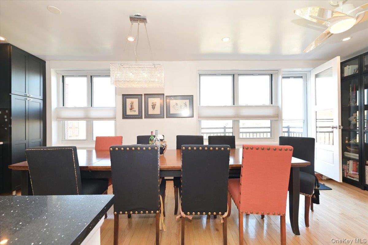 25 CANTERBURY Road Unit: 3-H