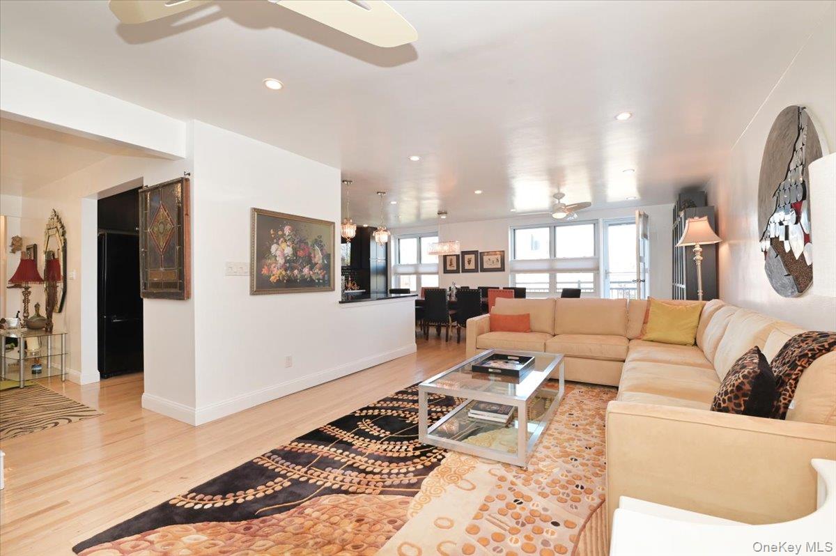25 CANTERBURY Road Unit: 3-H