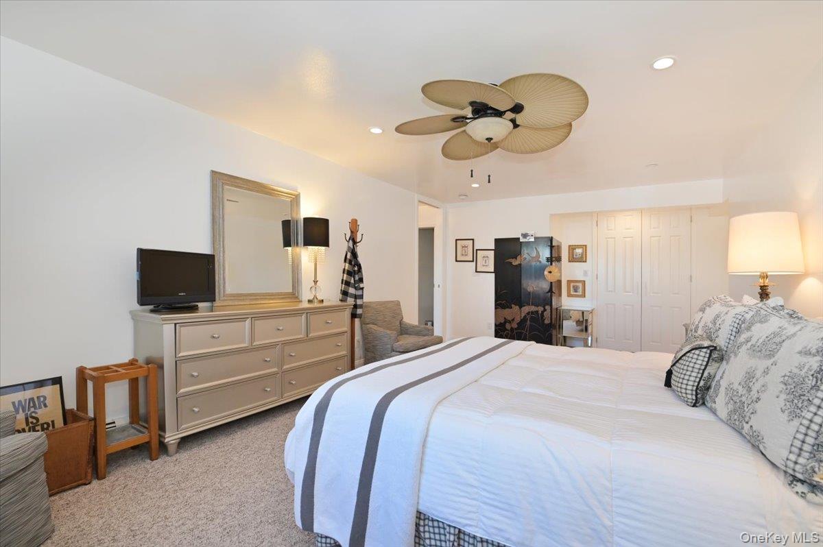 25 CANTERBURY Road Unit: 3-H