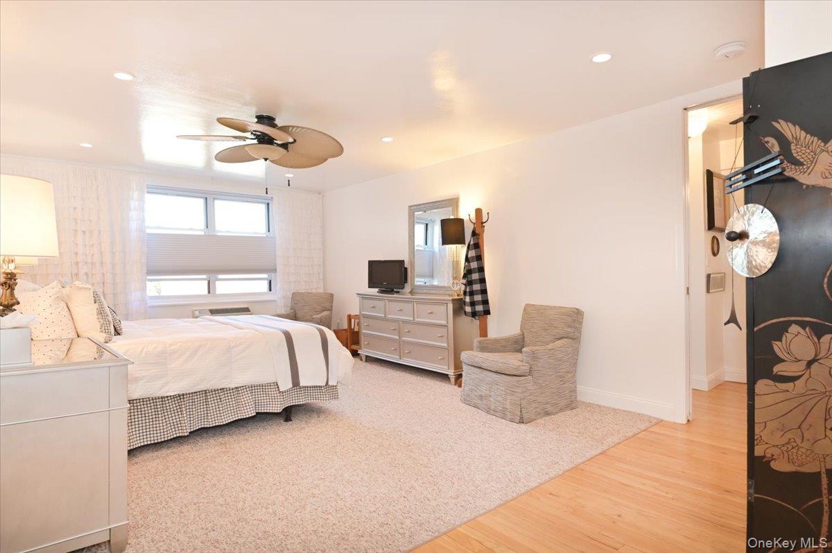 25 CANTERBURY Road Unit: 3-H