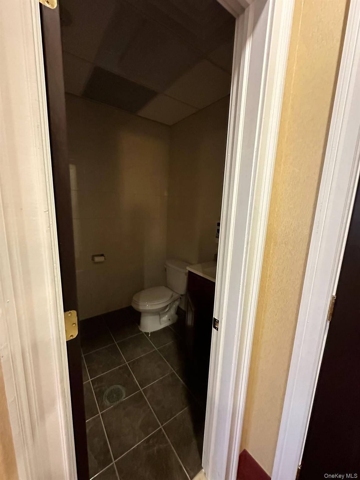 25 Nassau Lane