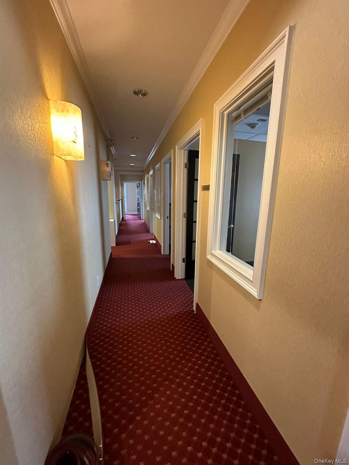 25 Nassau Lane